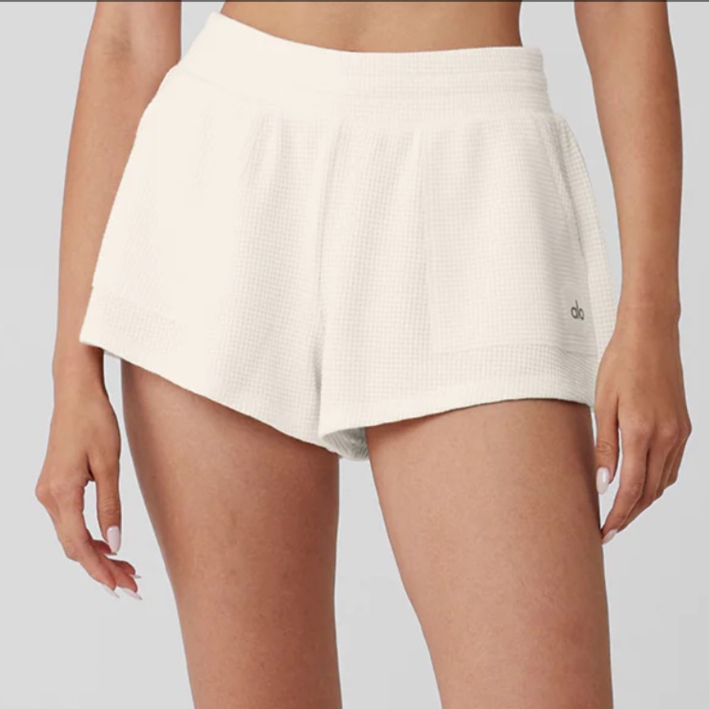 Alo shorts